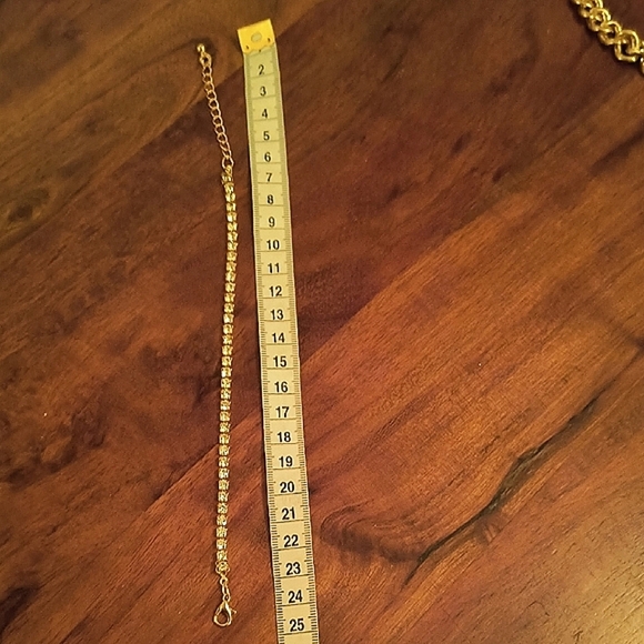 Beautiful Bracelet With Rhinestones And Gold Tone - Picture 3 of 4